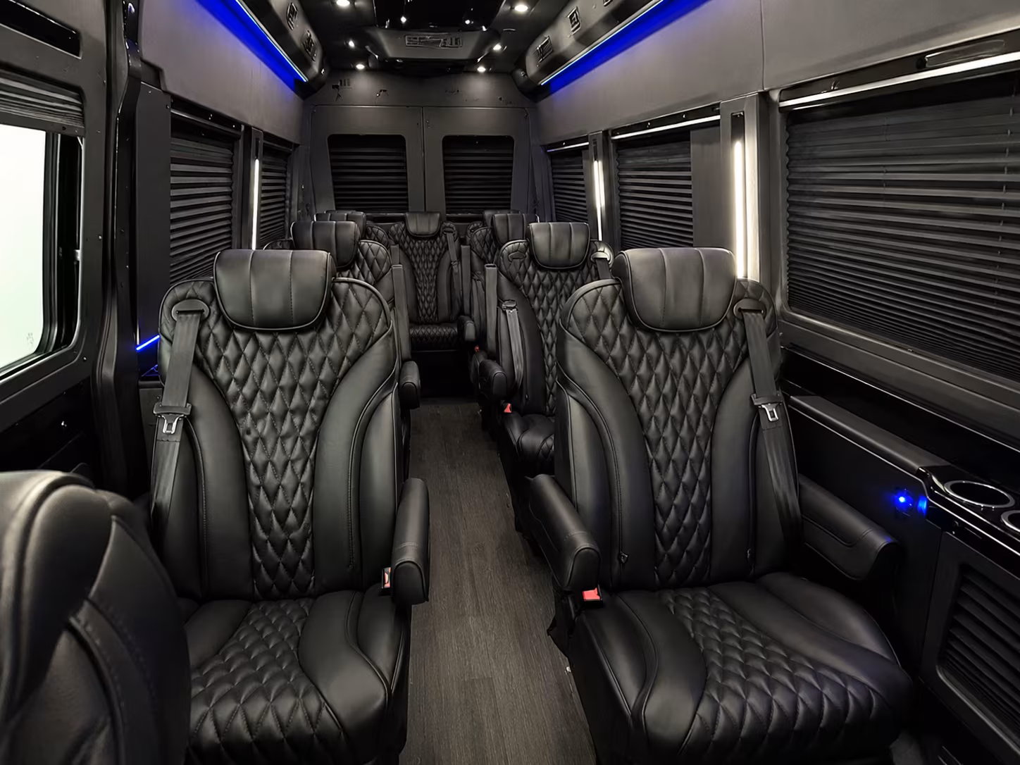Rent a Bus to Dallas Fort Worth International Airport
