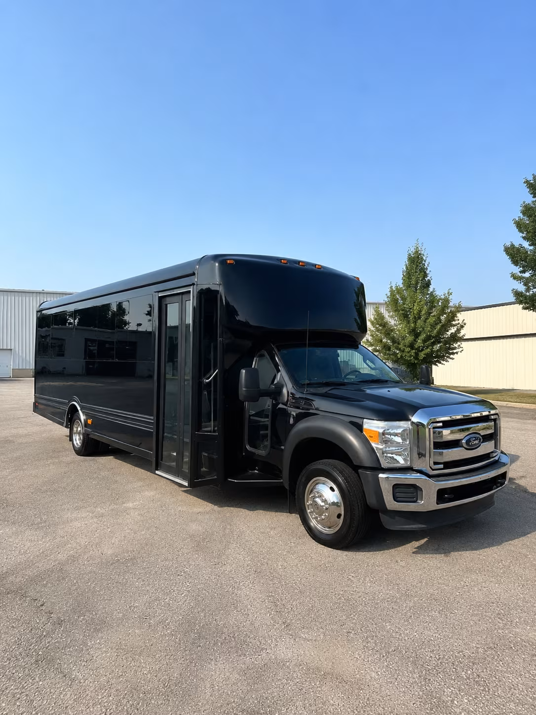 Arlington Birthday, Sweet 16, & Quinceañera Party Bus Rentals