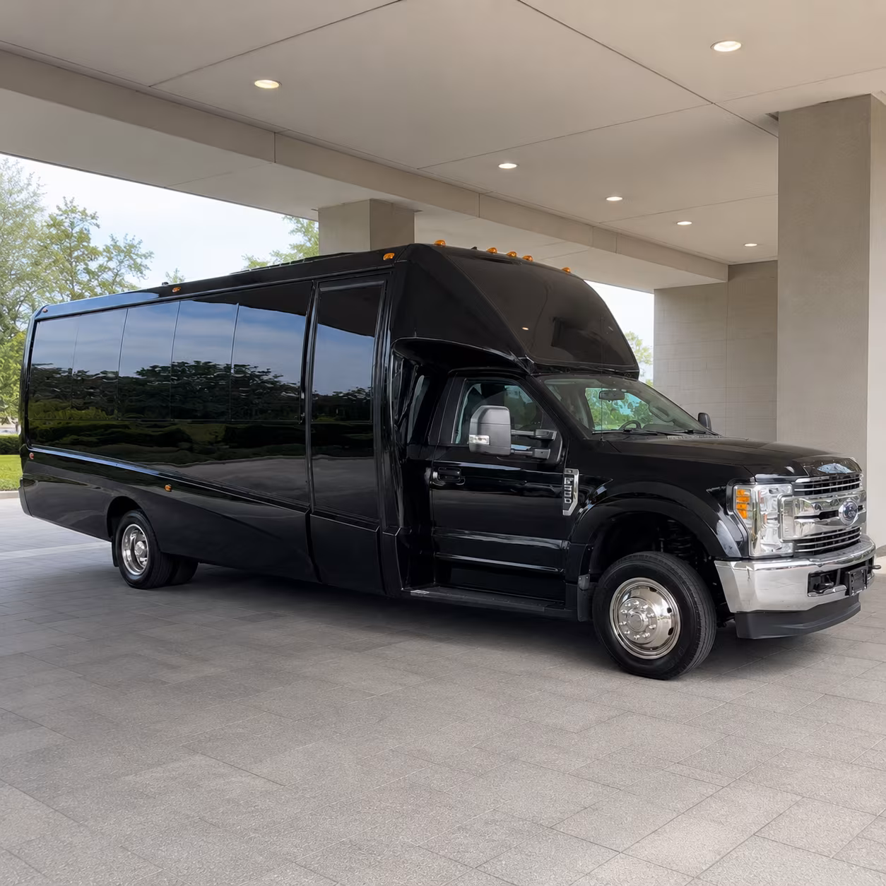 Arlington Winery Tour & Pub Crawl Transportation party bus exterior