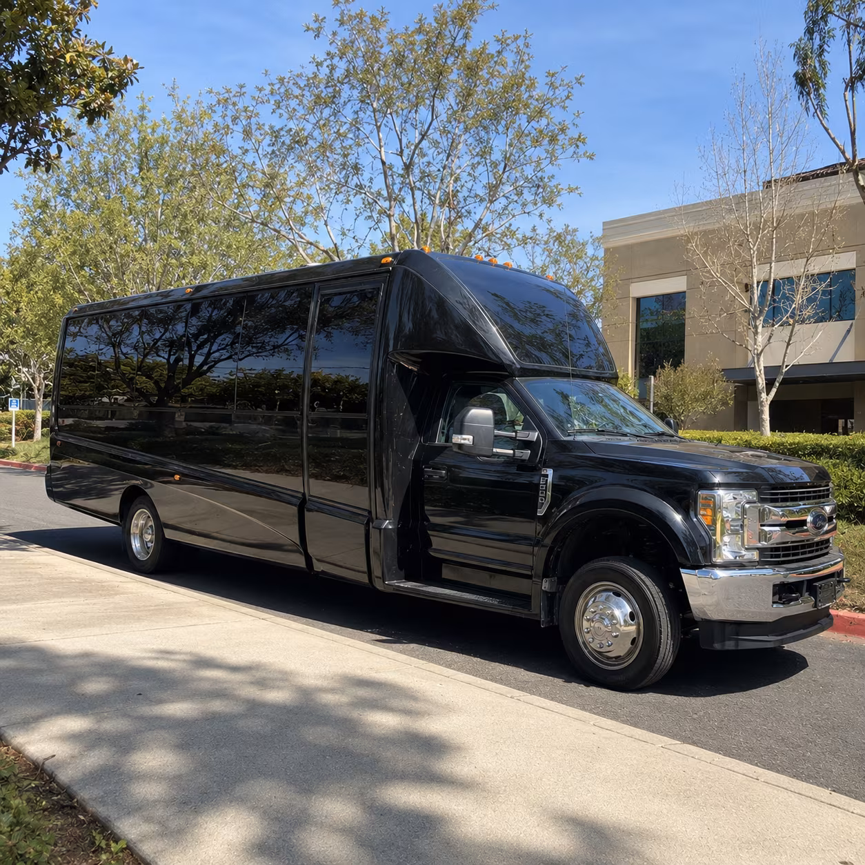 Arlington Winery Tour & Pub Crawl Transportation